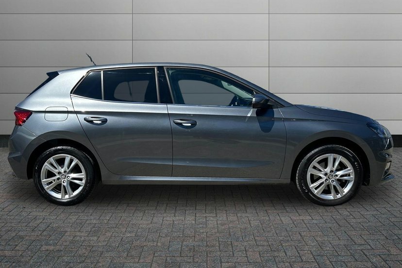 Skoda Fabia 1.0 Tsi Se L Hatchback Dsg 116 Ps EF24PZJ Grey #4