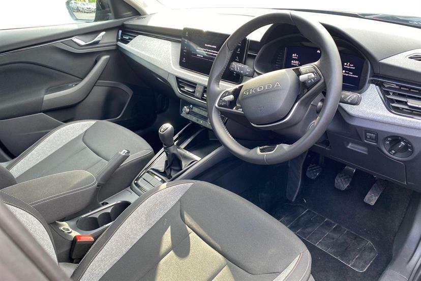 Skoda Kamiq 1.0 Tsi Se Edition Black #6