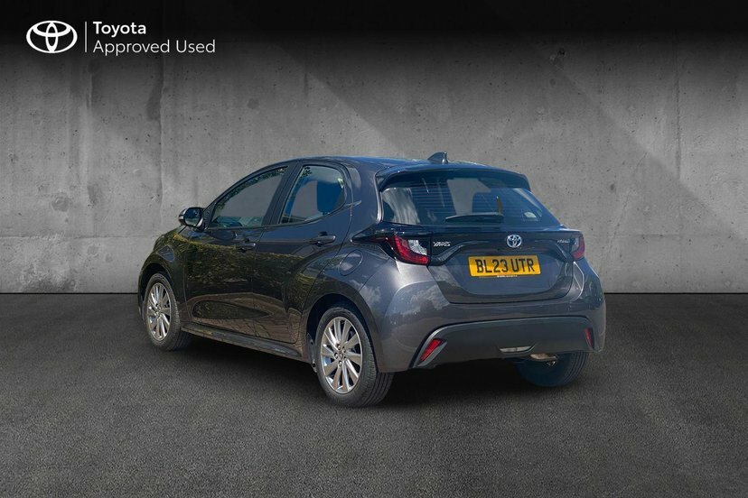 Toyota Yaris 1.5 Vvt-h Icon Hatchback Hybrid E-cvt Grey #3