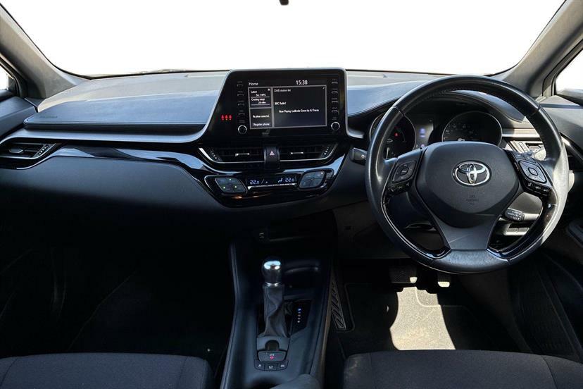 Toyota C-Hr 1.8 Hybrid Icon Cvt White #5