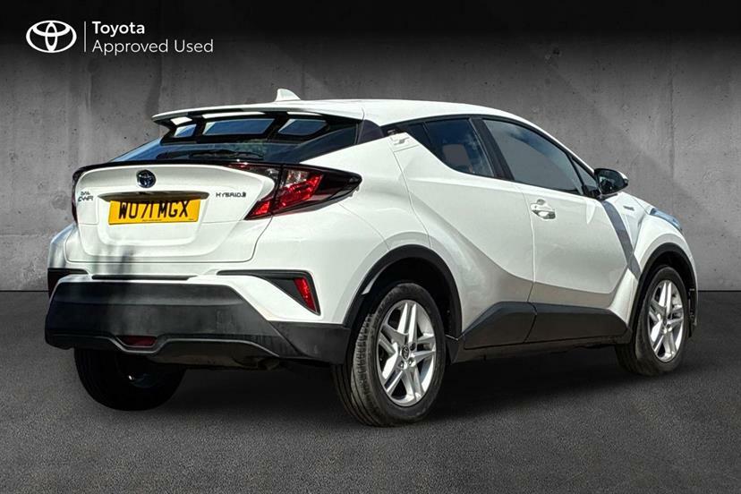 Toyota C-Hr 1.8 Hybrid Icon Cvt White #2