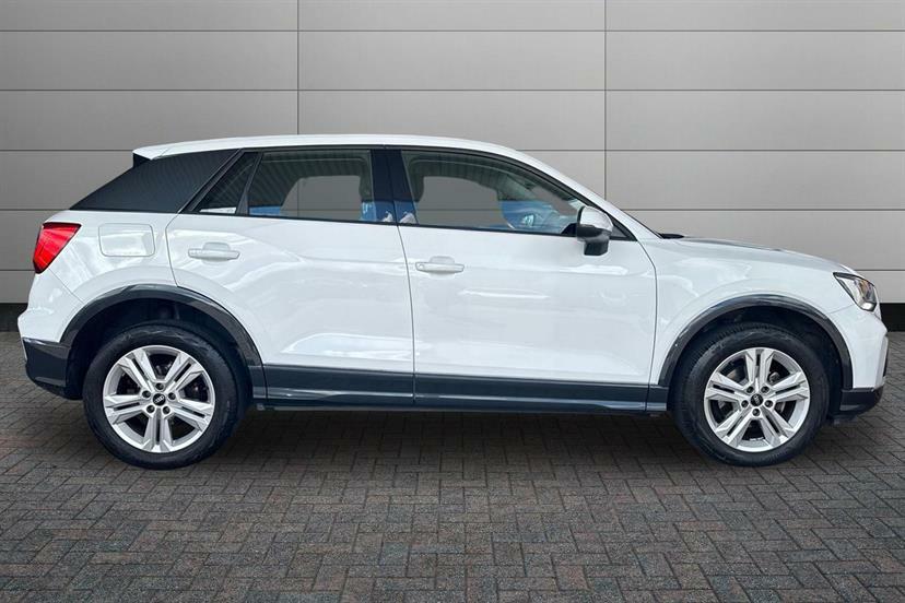 Audi Q2 35 Tfsi Sport White #4