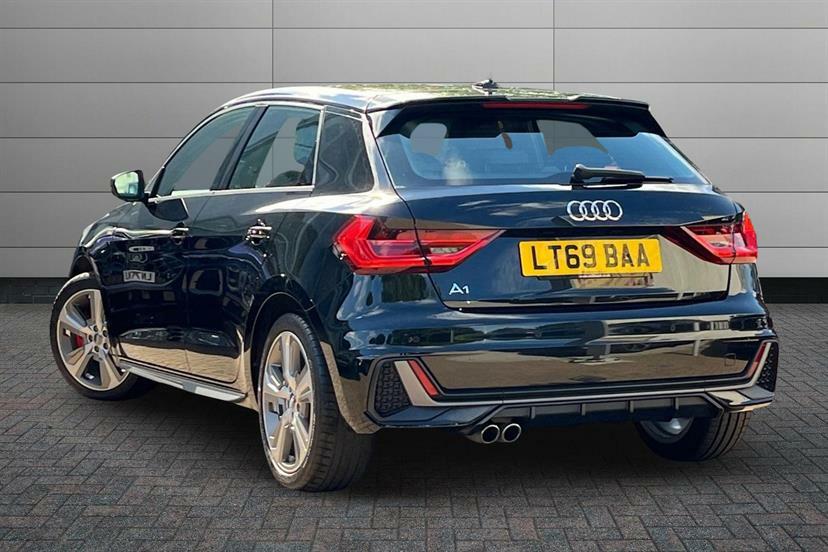 Audi A1 40 Tfsi S Line Competition S Tronic Black #3
