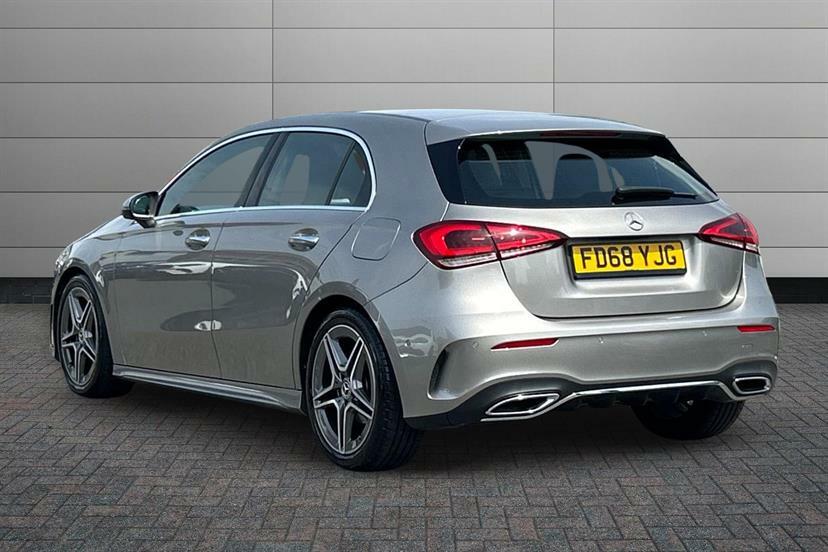 Mercedes-Benz A Class A180 Amg Line Premium Plus Silver #2