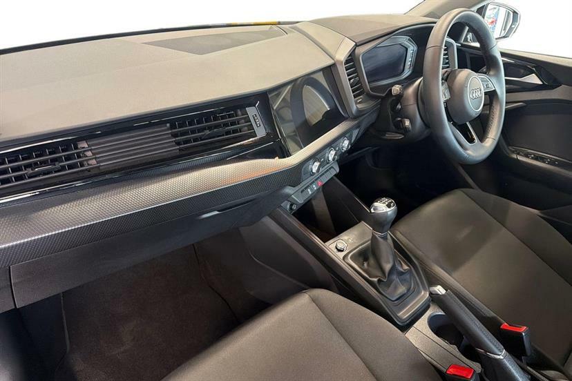 Audi A1 30 Tfsi 110 Technik Black #2