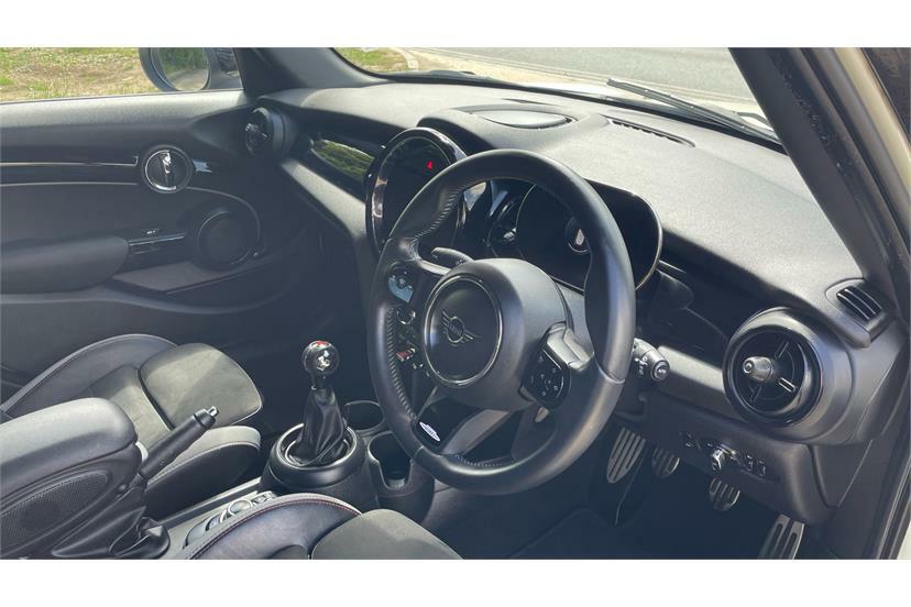 Mini Hatch 2.0 Cooper S Sport White #5