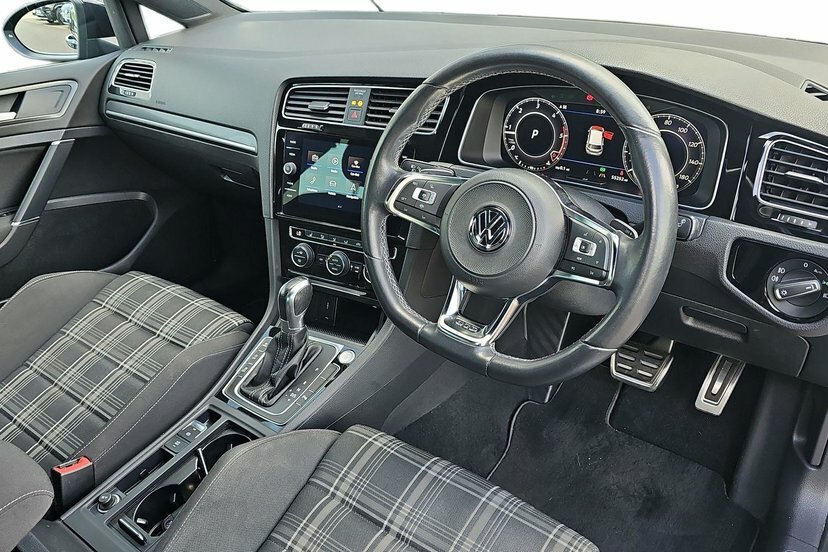 Volkswagen Golf 2.0 Tdi Gtd Hatchback Dsg 184 Ps MM19UUF Black #6