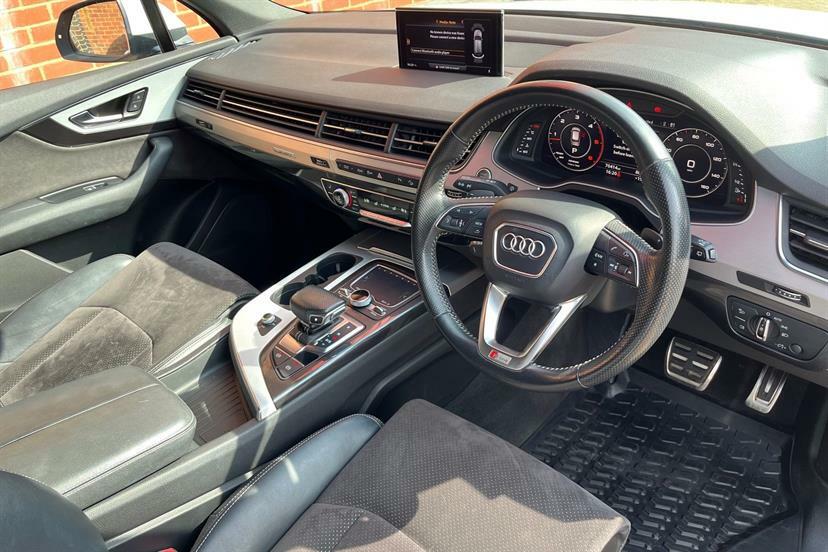 Audi Q7 3.0 Tdi Quattro S Line 269 Bhp Black #27