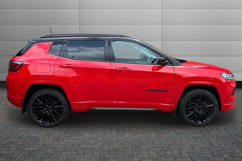 Jeep Compass 1.3 T4 Gse 4Xe Phev S Model Black #4