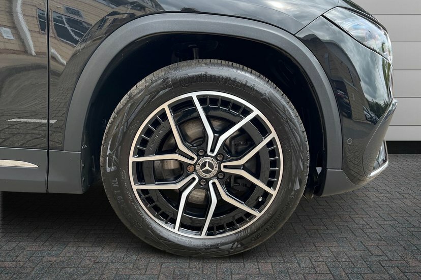 Mercedes-Benz EQA Eqa 250 66.5Kwh Amg Line Premium Suv Electri EY22BND Black #4