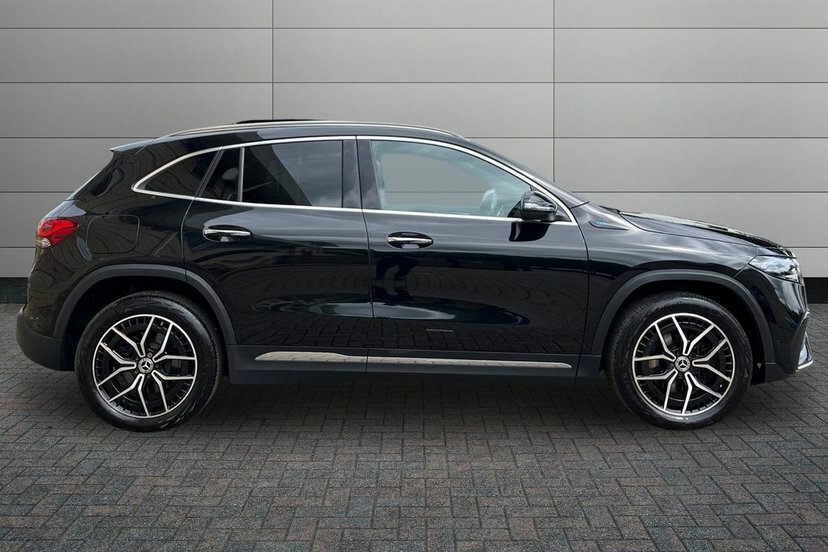 Mercedes-Benz EQA Eqa 250 66.5Kwh Amg Line Premium Suv Electri EY22BND Black #3