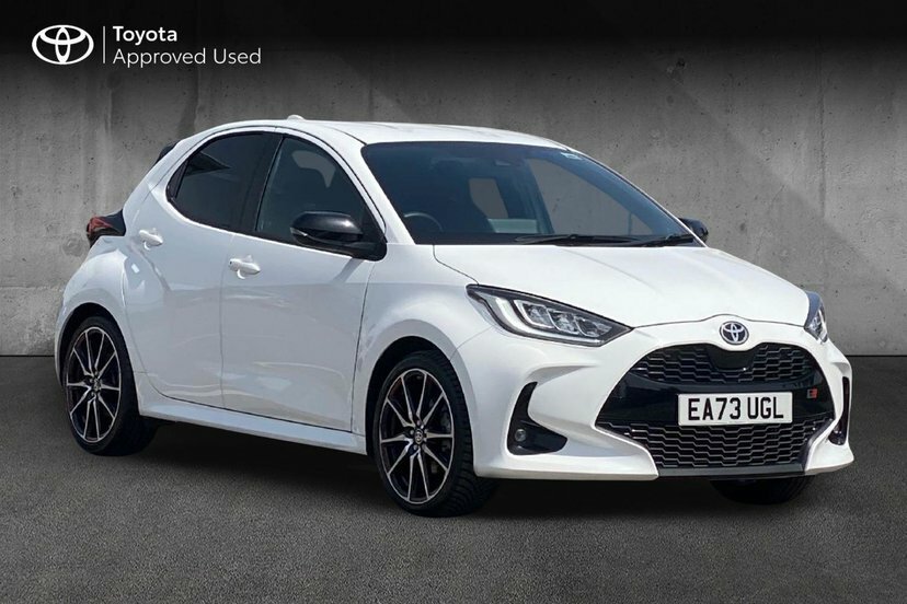 Toyota Yaris 1.5 Vvt-h Gr Sport Hatchback Hybrid E-c White