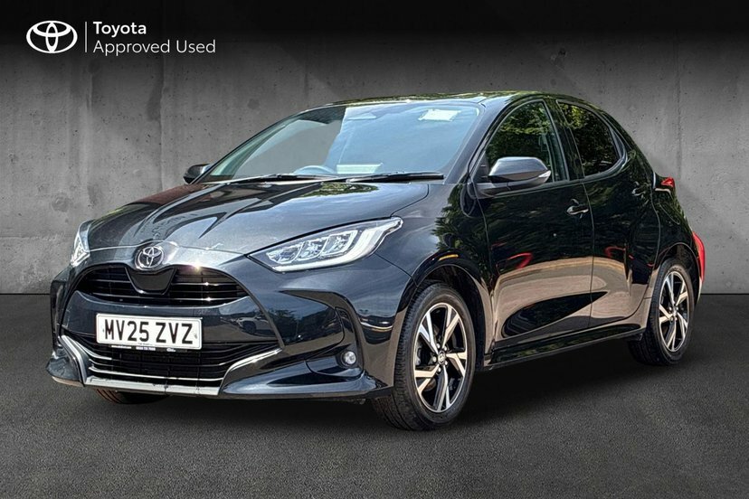 Toyota Yaris 1.5 Vvt-h Design Hatchback Hybrid E-cvt MV25ZVZ Black #3