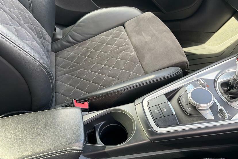 Audi TT Tt S Line Black Edition 45 Tfsi Quattro S-a White #19
