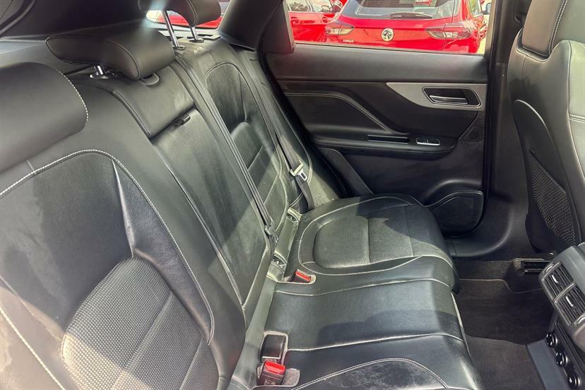 Jaguar F-Pace F-pace 3.0D V6 300 Sport Awd Black #21