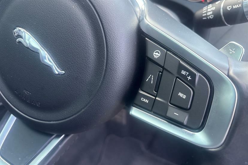 Jaguar F-Pace F-pace 3.0D V6 300 Sport Awd Black #29