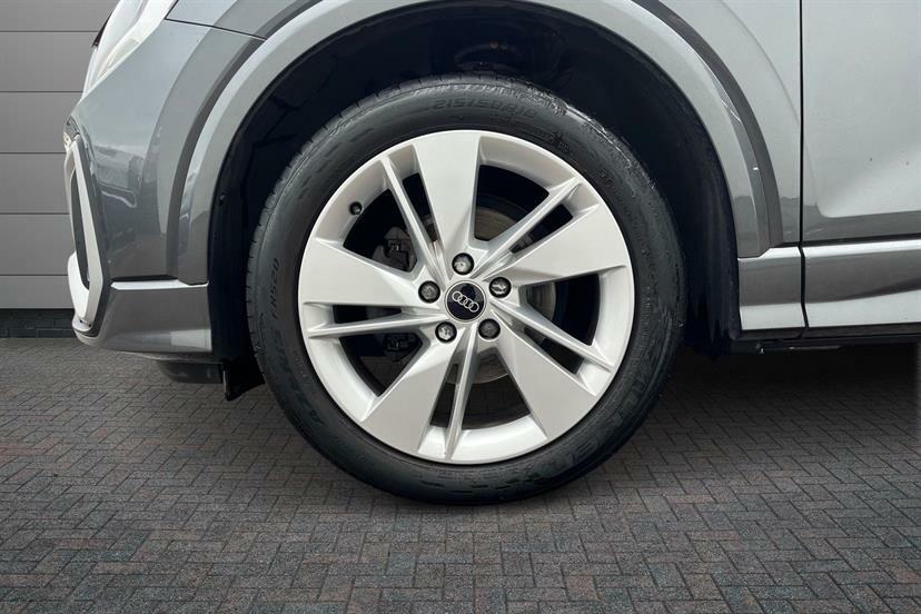 Audi Q2 35 Tfsi S Line Grey #4