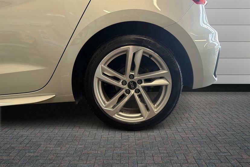 Audi A1 35 Tfsi S Line S Tronic Silver #5