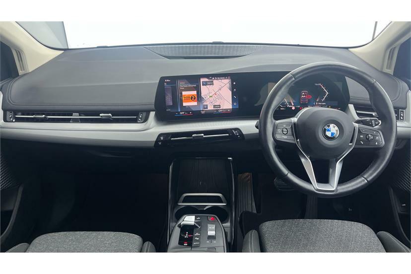 BMW 2 Series 220I Mht Sport Dct Red #4