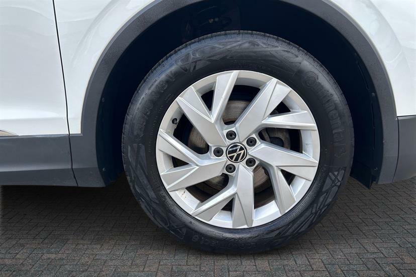 Volkswagen Tiguan Allspace 1.5 Tsi Life White #5