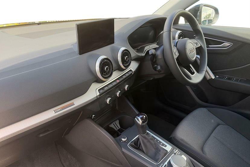 Audi Q2 35 Tfsi Sport S Tronic Black #2