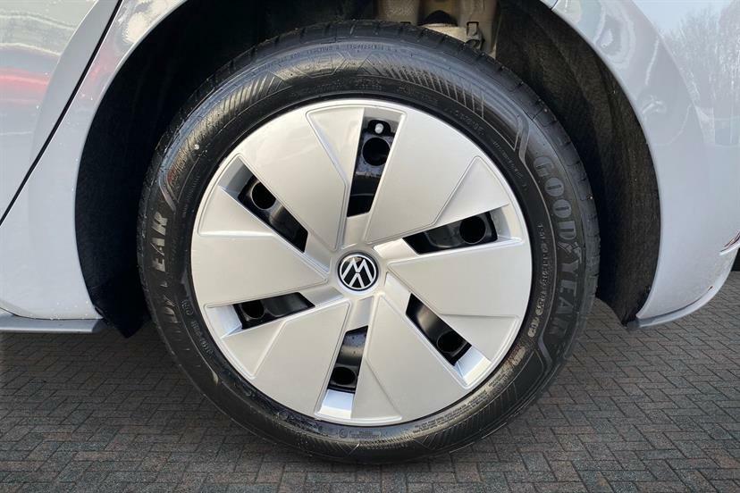 Volkswagen ID.3 125Kw Essential Pure 52Kwh Black #4