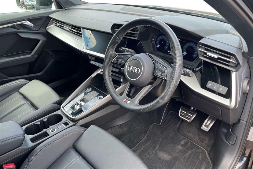 Audi A3 30 Tfsi S Line S Tronic Black #6