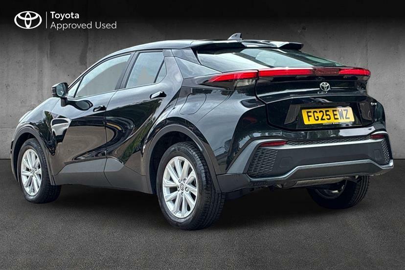 Toyota C-Hr 1.8 Hybrid Icon Cvt Black #4