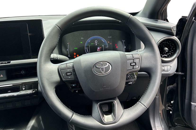 Toyota C-Hr 1.8 Hybrid Icon Cvt Black #6