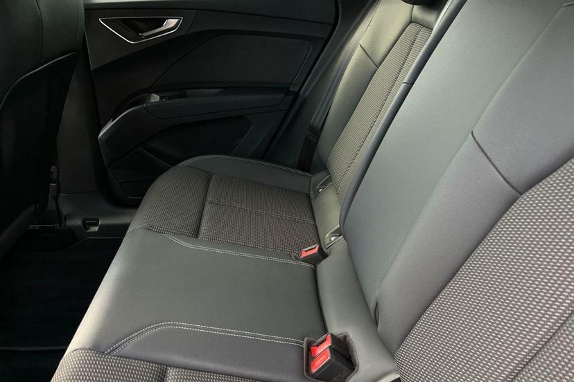Audi Q4 E Tron 150Kw 40 82Kwh S Line Grey #5