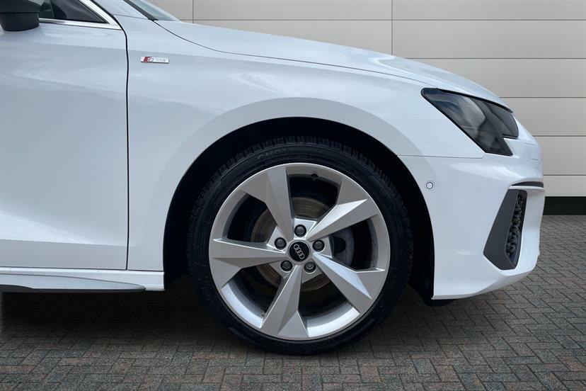 Audi A3 35 Tfsi S Line S Tronic Tech Pack White #4