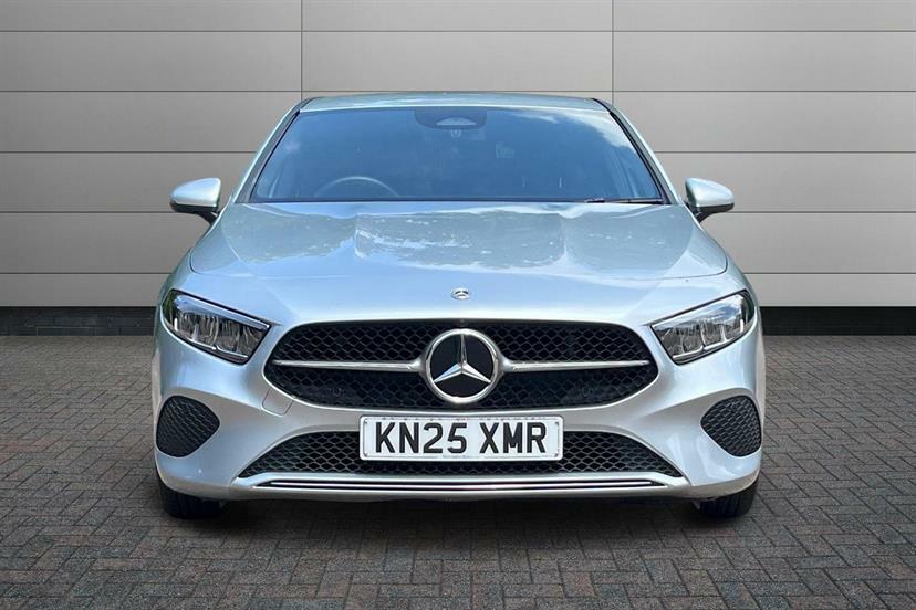 Mercedes-Benz A Class A180 Amg Line Executive Blue #9