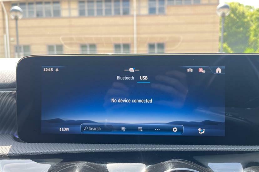 Mercedes-Benz A Class A180 Amg Line Executive Blue #14