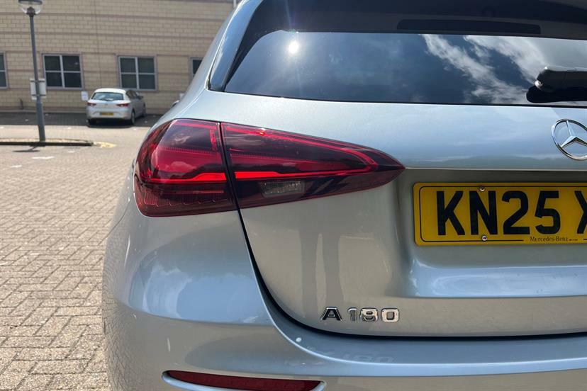 Mercedes-Benz A Class A180 Amg Line Executive Blue #34