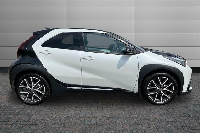 Toyota Aygo X 1.5 Hybrid Gr Sport Cvt White #3