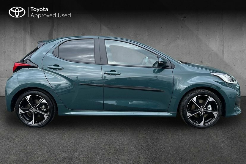 Toyota Yaris 1.5 Vvt-h Excel Hatchback Hybrid E-cvt Green #4