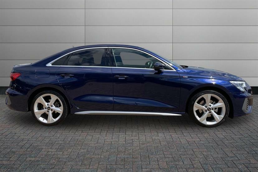 Audi A3 35 Tfsi S Line S Tronic MJ23TWK Blue #4