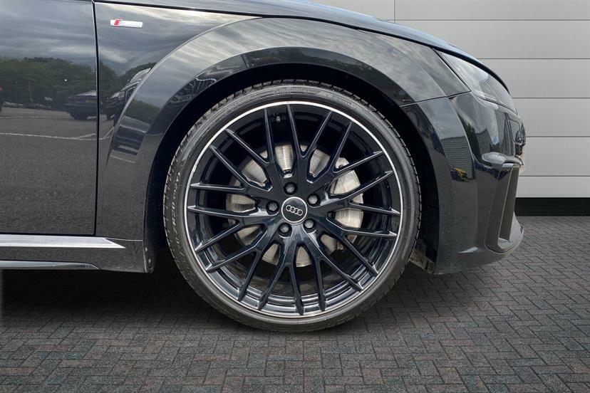 Audi TT 45 Tfsi Quattro Black Edition S Tronic Black #4