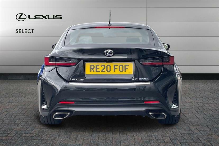 Lexus RC 300H F Sport White #10
