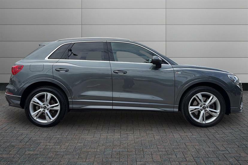 Audi Q3 45 Tfsi E S Line S Tronic Comfortsound Pack Grey #4