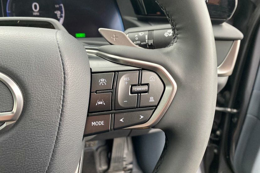 Lexus RZ 450E 71.4Kwh Takumi Direct4 Blue #40