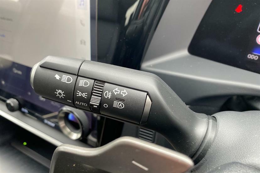 Lexus RZ 450E 71.4Kwh Premium Direct4 Blue #46