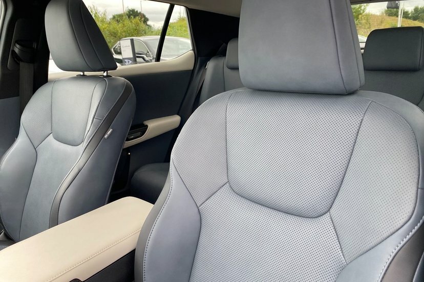 Lexus RZ 450E 71.4Kwh Takumi Direct4 Blue #25