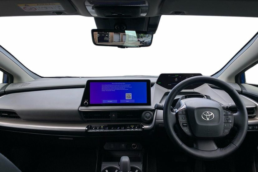 Toyota Prius 2.0 13.6Kwh Excel Hatchback Plug-in Hyb FL25AEW Blue #5