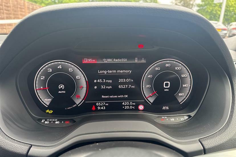Audi Q2 35 Tfsi S Line Tech Red #6