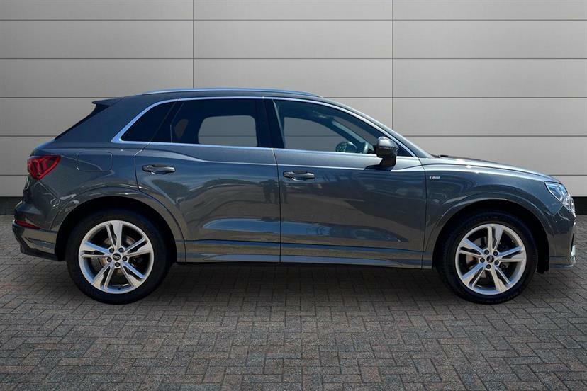Audi Q3 35 Tfsi S Line S Tronic Grey #3