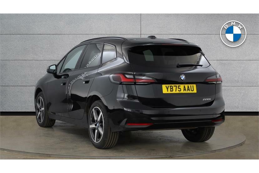 BMW 2 Series 220I Mht Sport Dct Black #2