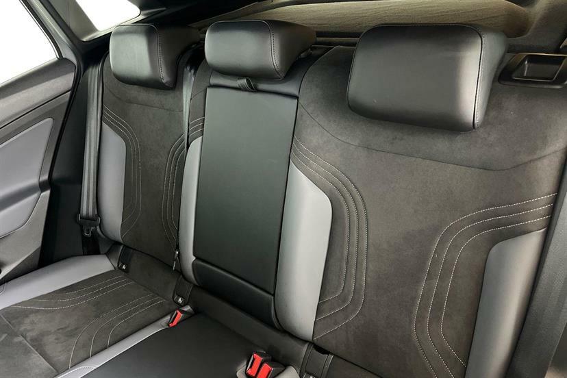 Volkswagen ID.4 Pro 77Kwh Life White #8