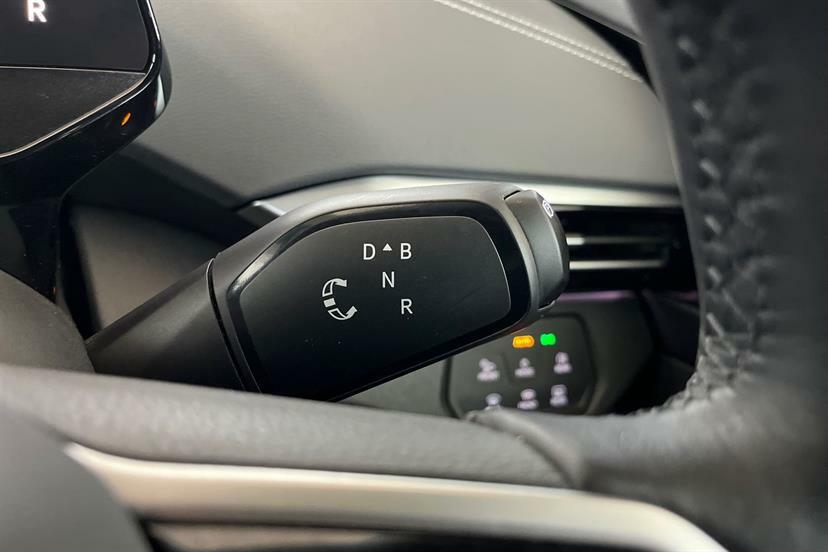 Volkswagen ID.4 Pro 77Kwh Life White #27
