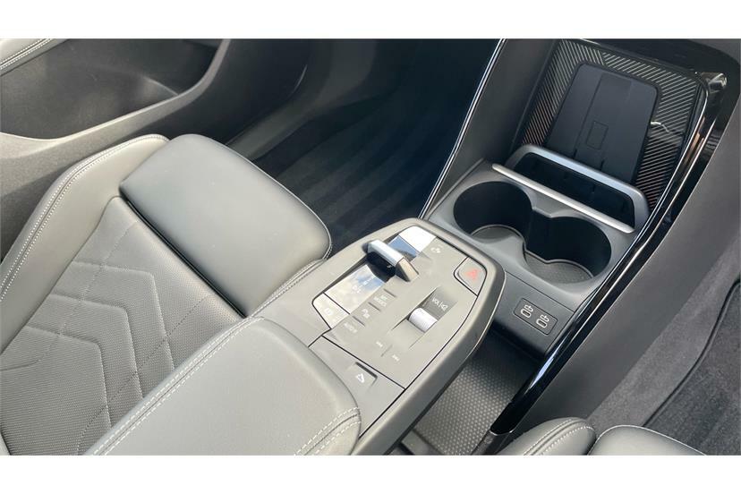BMW 2 Series 220D 190 M Sport Step White #9